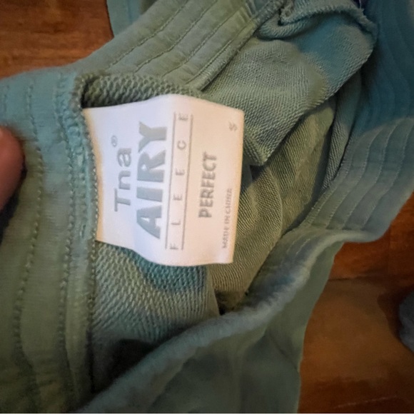 TNA skirt - Picture 3 of 3